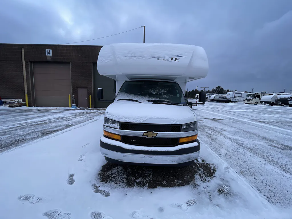 2026 Thor Motor Coach Freedom Elite 28HZ, Photos photo 4