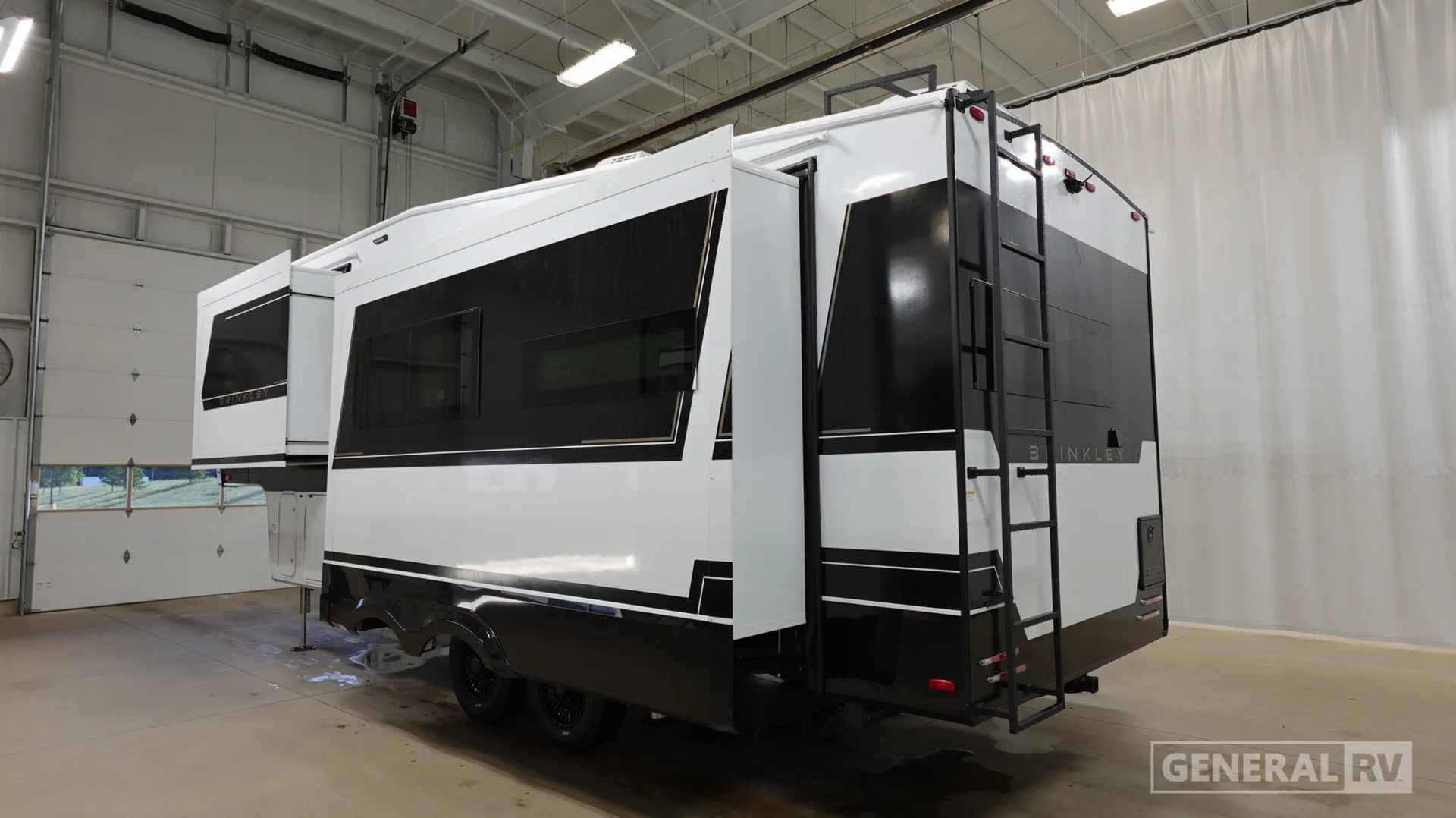 2027 Brinkley Model Z 2680 - Photo 4