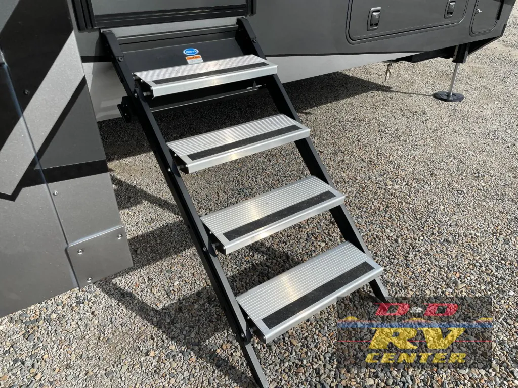 2026 Keystone Raptor 415, Photos photo 19