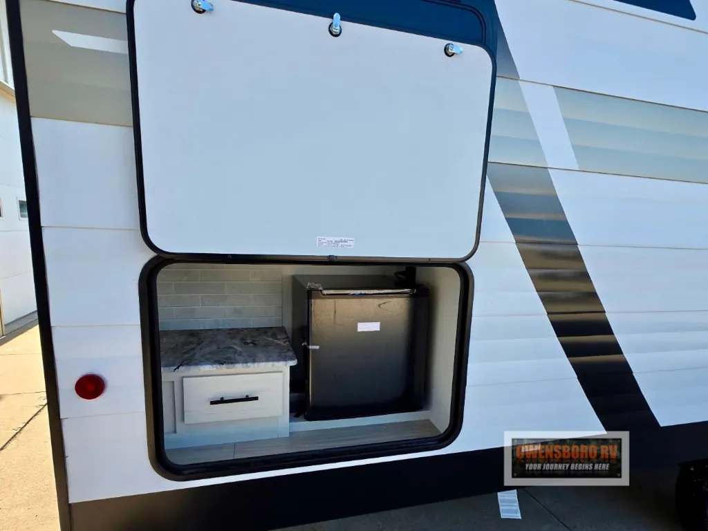 2027 Shasta RVs i-5 Edition 527BHS, Photos photo 5