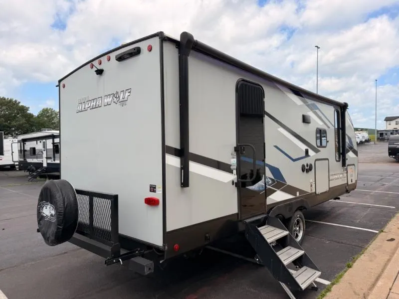 2023 Forest River Cherokee Alpha Wolf 22SW - Photo 4