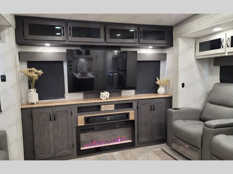2027 Coachmen Chaparral Lite 30BHS - Photo 4