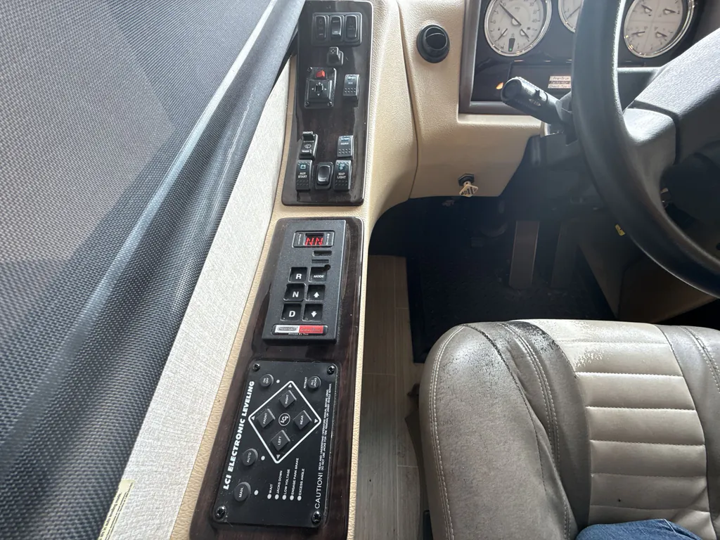 2020 Coachmen Sportscoach Srs 366BH, Photos photo 33