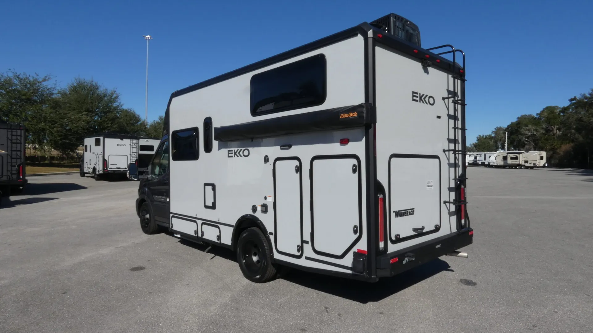 2026 Winnebago EKKO 22A - Photo 4