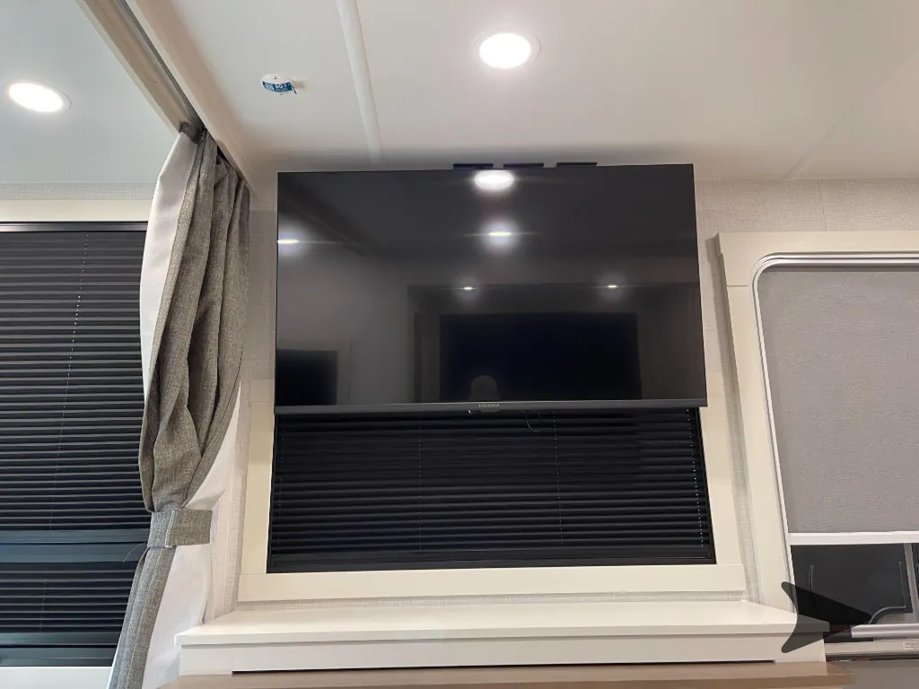 2026 Brinkley Model I 235, Photos photo 18