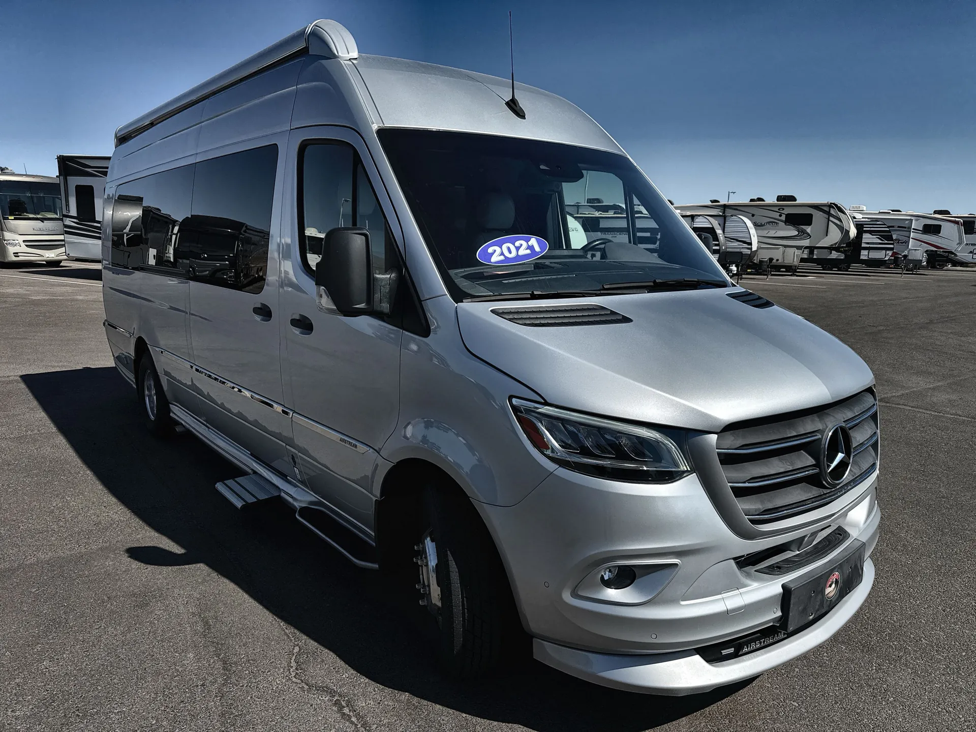 2021 Airstream Interstate 24GT - Photo 2
