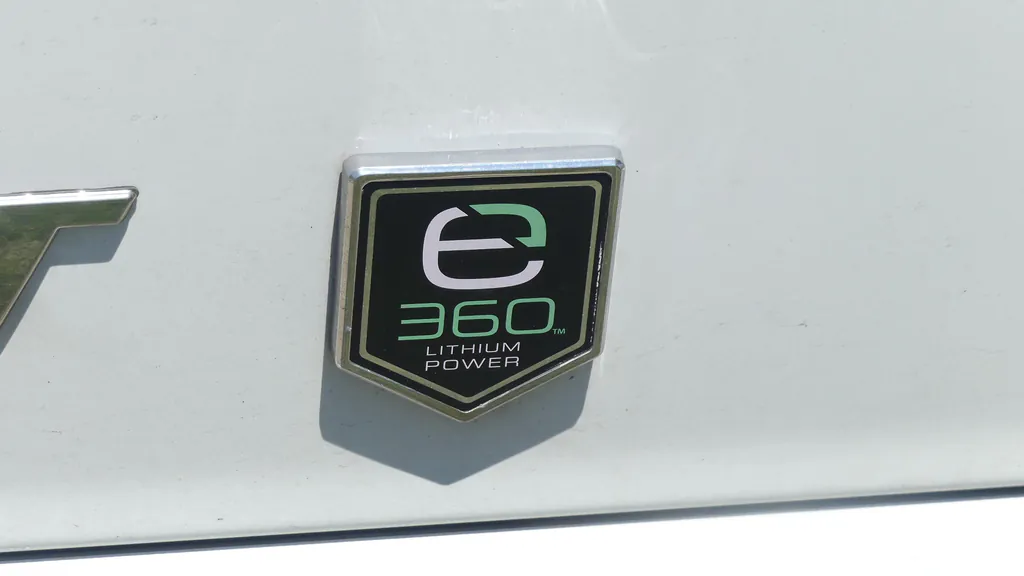 2025 Chinook RV Summit SS, Photos photo 38