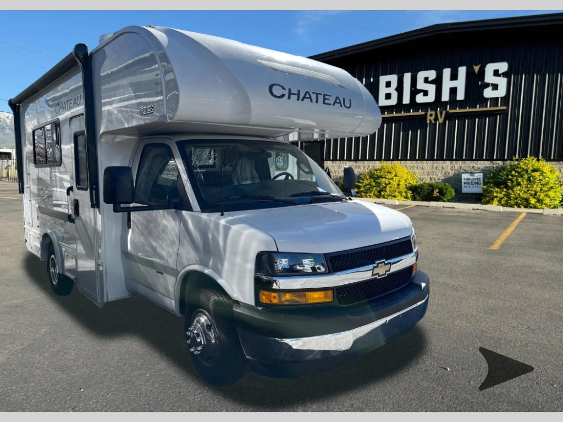 2026 Thor Motor Coach Chateau 19X - Photo 2