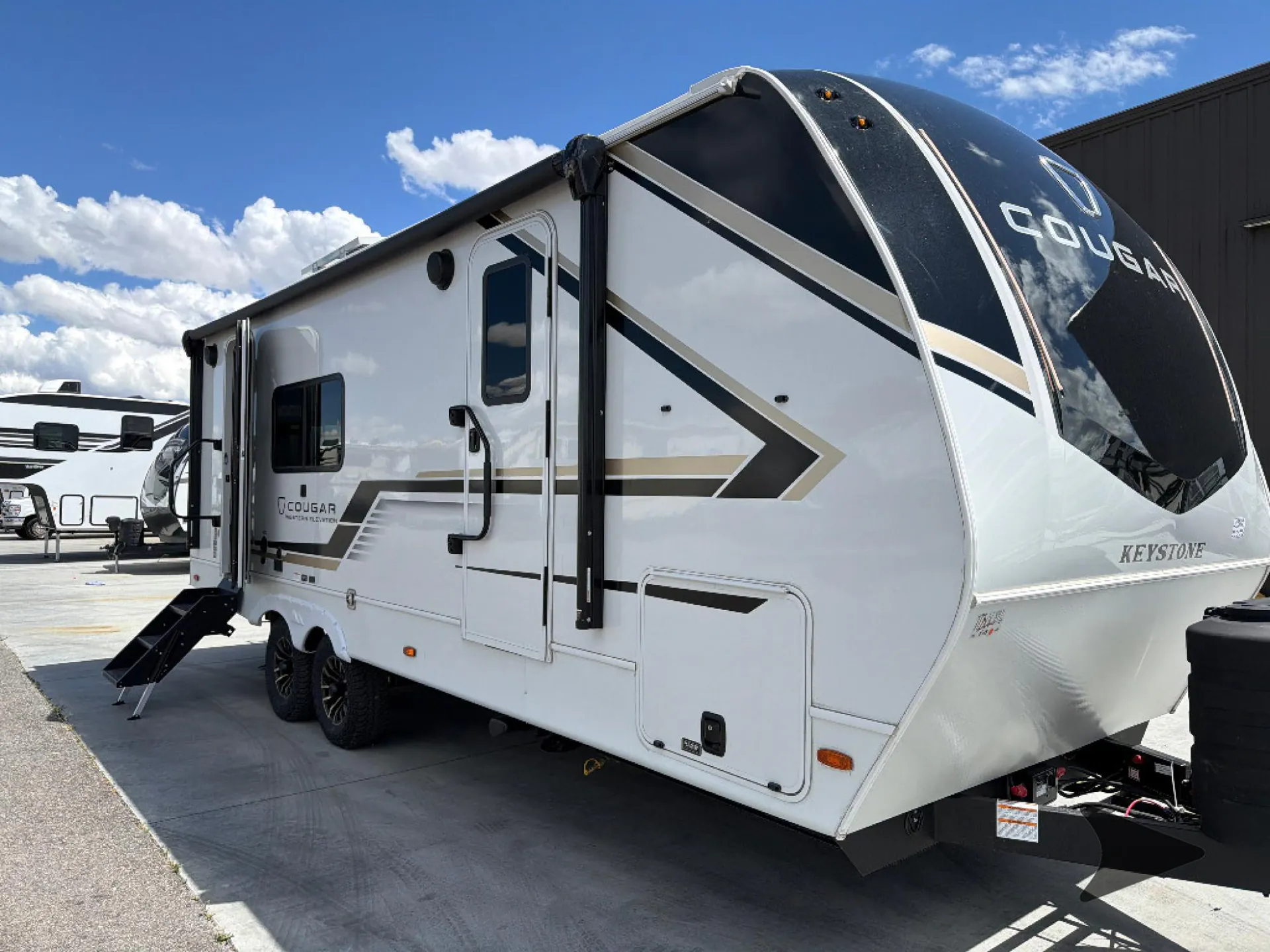 2026 Keystone Cougar Western Elevation 22RKWE dealer photo 1 from Bish's RV