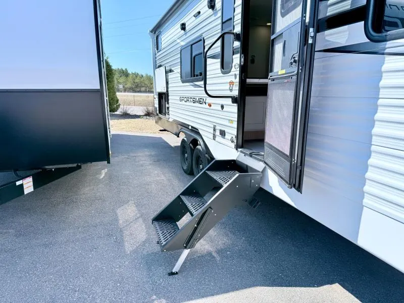 2026 KZ Sportsmen SE 291BHKSE - Photo 4