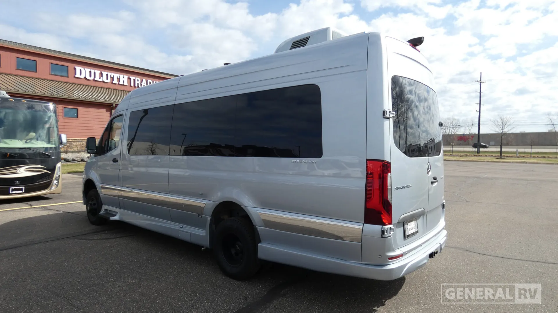 2027 Grech Motors Strada-ion Tour AWD - Photo 4