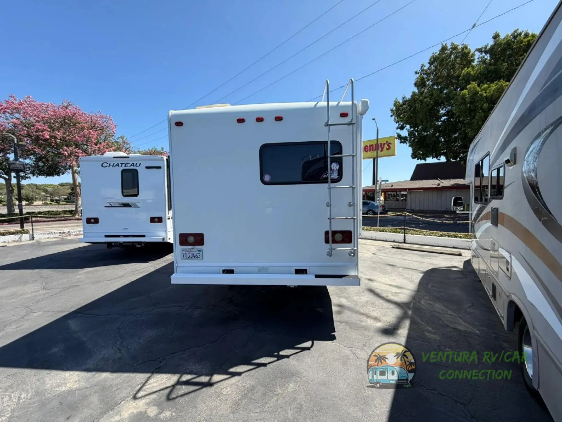2016 Thor Motor Coach Chateau 22E - Photo 4
