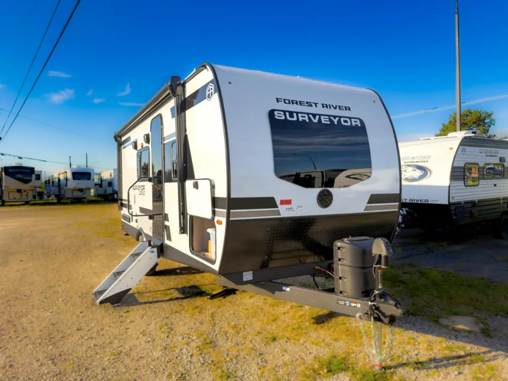 2027 Forest River Surveyor Legend 19RBLE, Photos photo 4