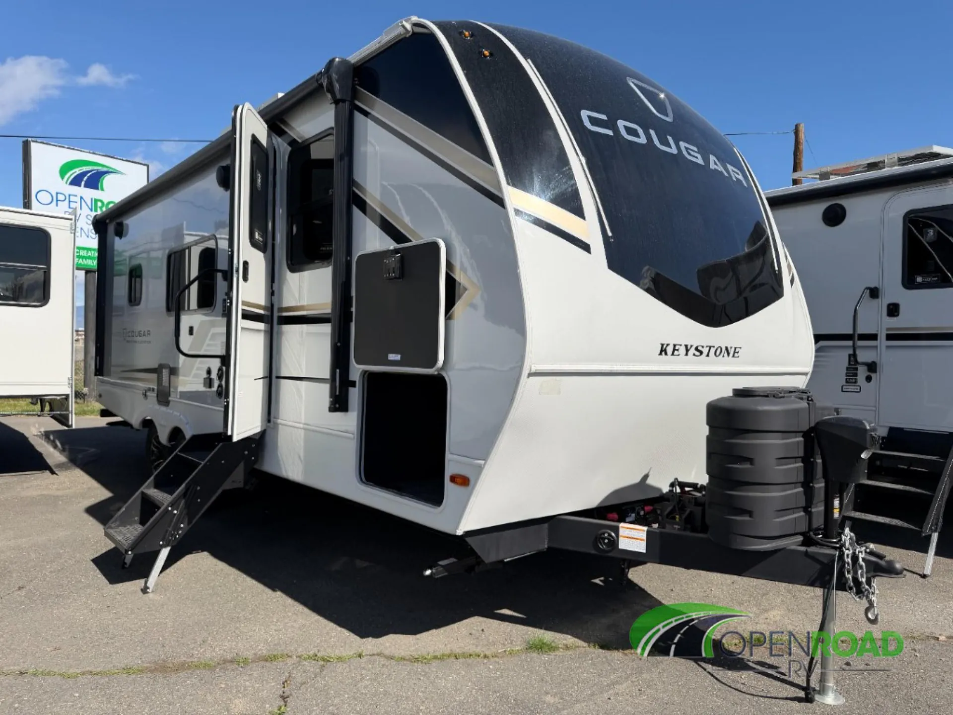 2026 Keystone Cougar Western Elevation 22MLWE - Photo 2