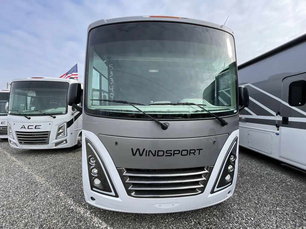 2026 Thor Motor Coach Windsport 29L, Photos photo 8