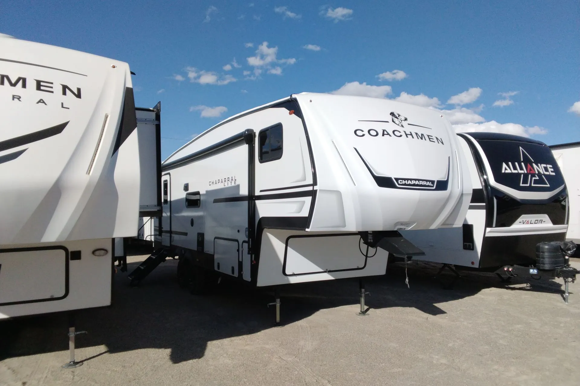 2026 Coachmen Chaparral Lite 254RLS - Photo 2