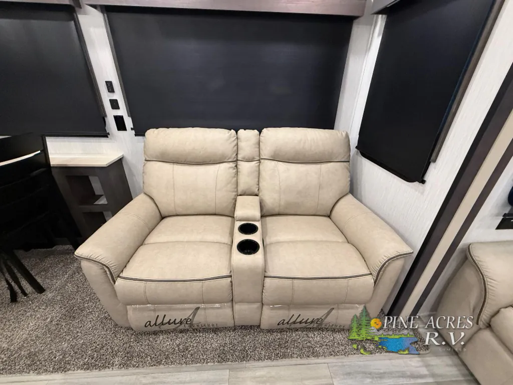 2022 Forest River Cedar Creek Champagne Edition 38EL, Photos photo 20