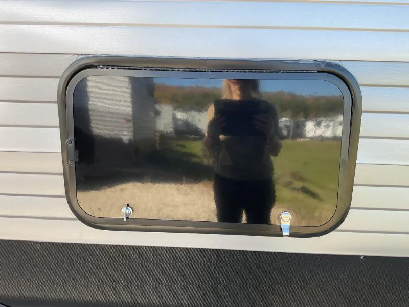 2027 Coachmen Catalina Legacy Edition 333DBDSCK, Photos photo 64