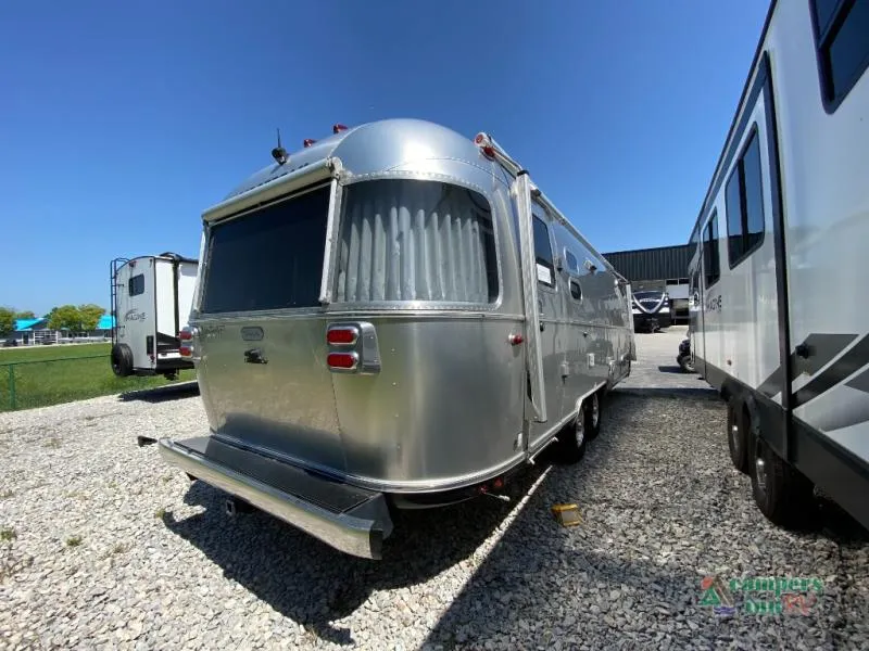 2024 Airstream Globetrotter 27FB - Photo 4
