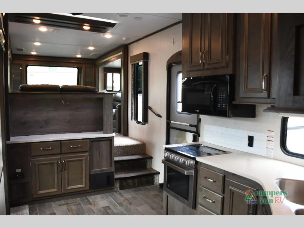 2019 Keystone Montana High Country 377FL, Photos photo 36