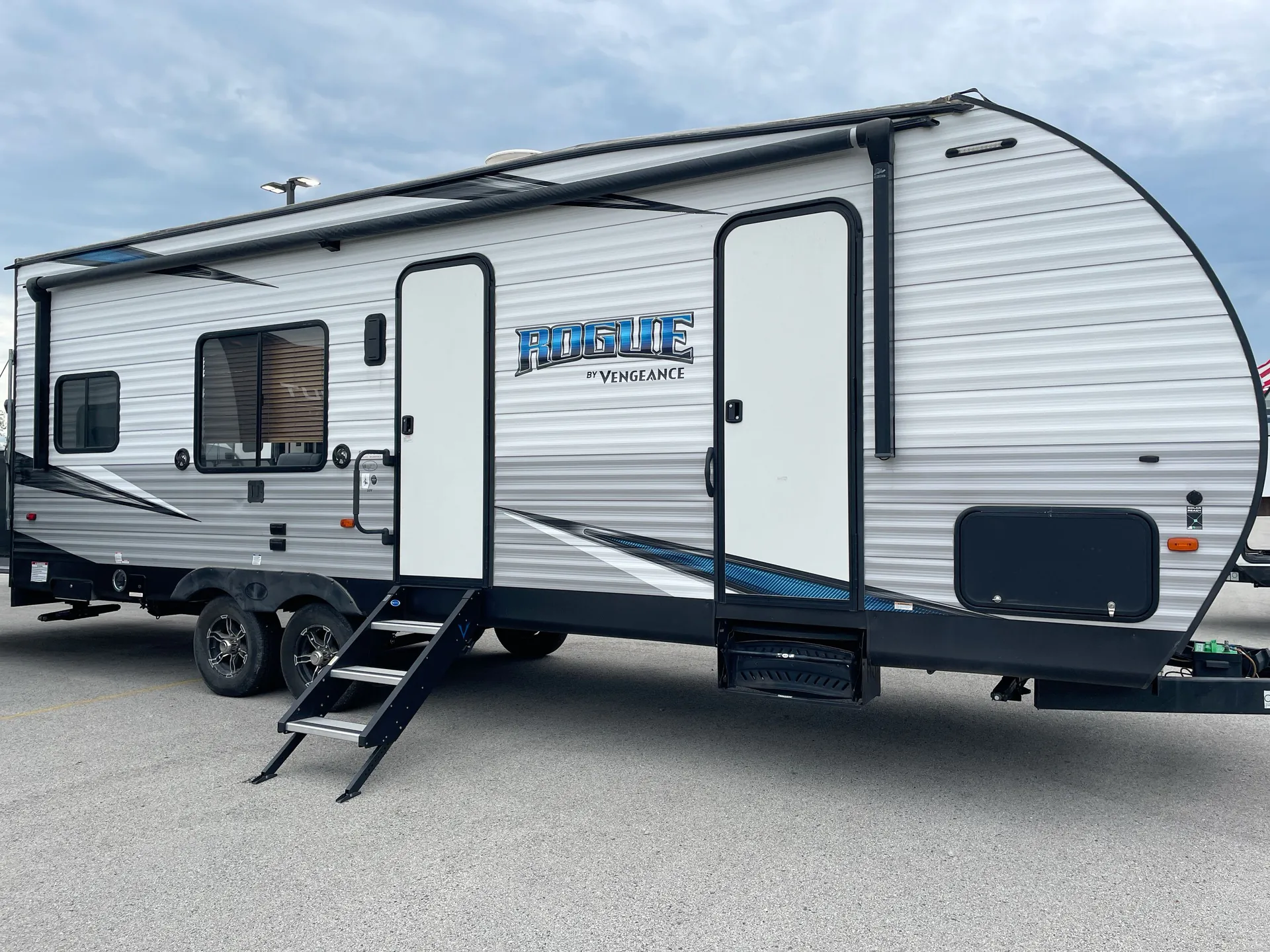 2019 Forest River Vengeance Rogue 25V
