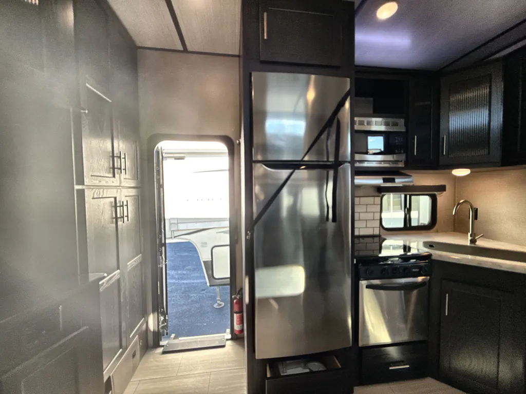 2019 Forest River XLR Nitro 29DK5, Photos photo 8