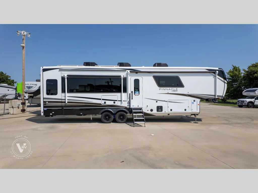 2026 Jayco Pinnacle 36FBTS, Photos photo 12