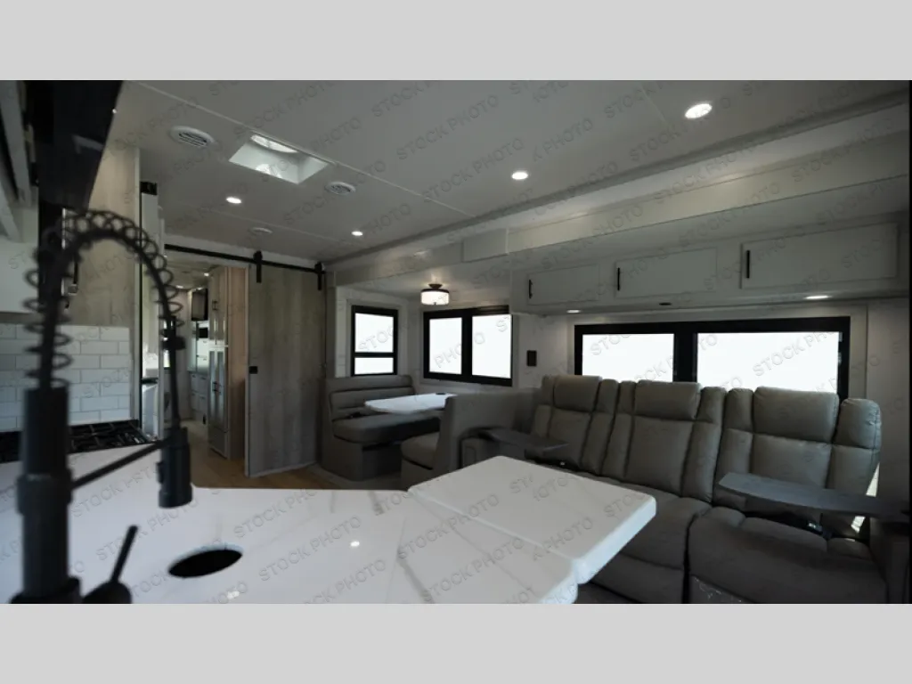 2026 Dynamax Europa 34SS - Photo 4