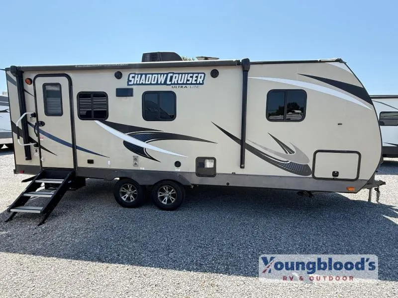 2018 Cruiser RV Shadow Cruiser 225RBS - Photo 3