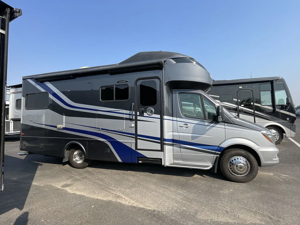 2019 Tiffin Wayfarer 24 BW, Photos photo 5