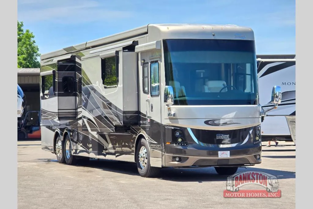 2018 Newmar King Aire 4534 - Main photo
