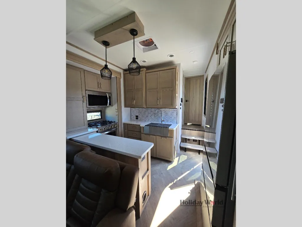 2026 Keystone Raptor 441, Photos photo 6