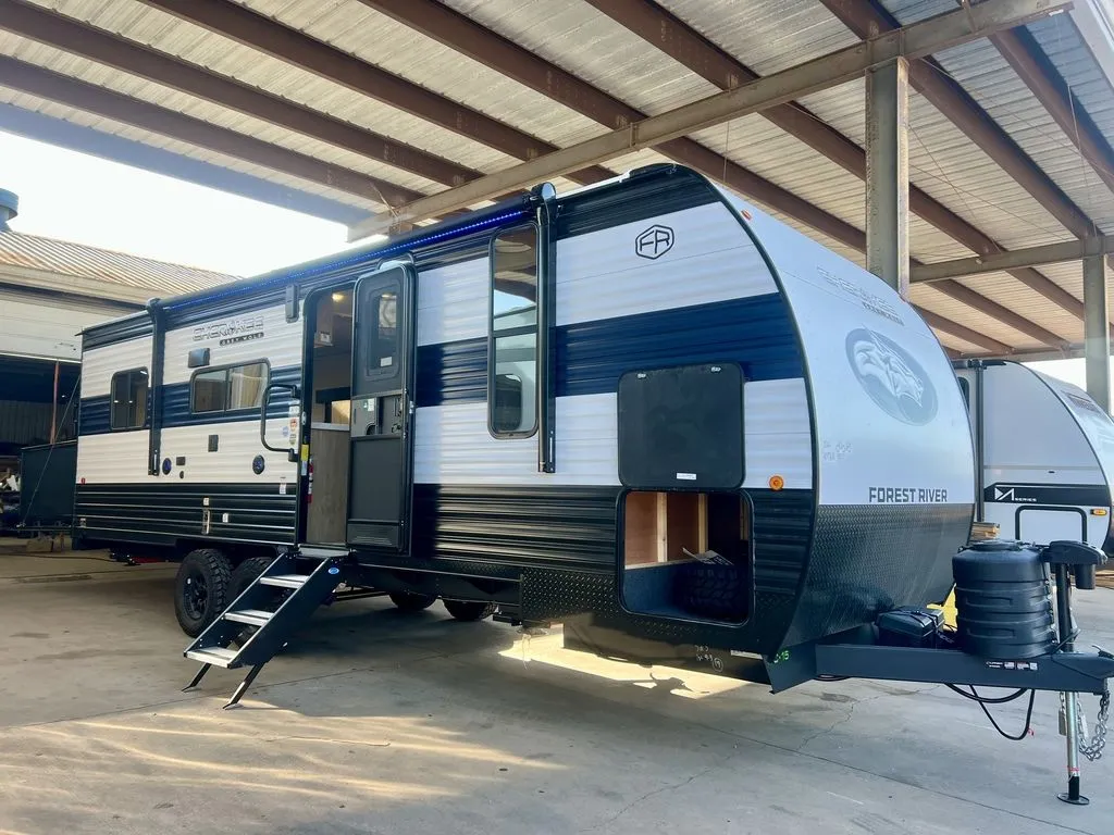 2026 Forest River Cherokee Grey Wolf 22RR - Photo 2