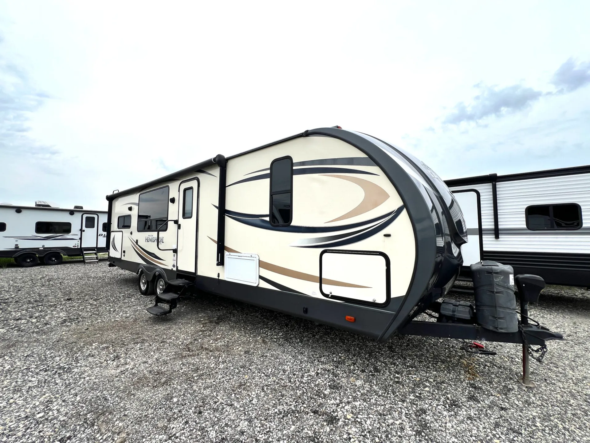 2017 Forest River Salem Hemisphere Lite 282RK - Photo 2