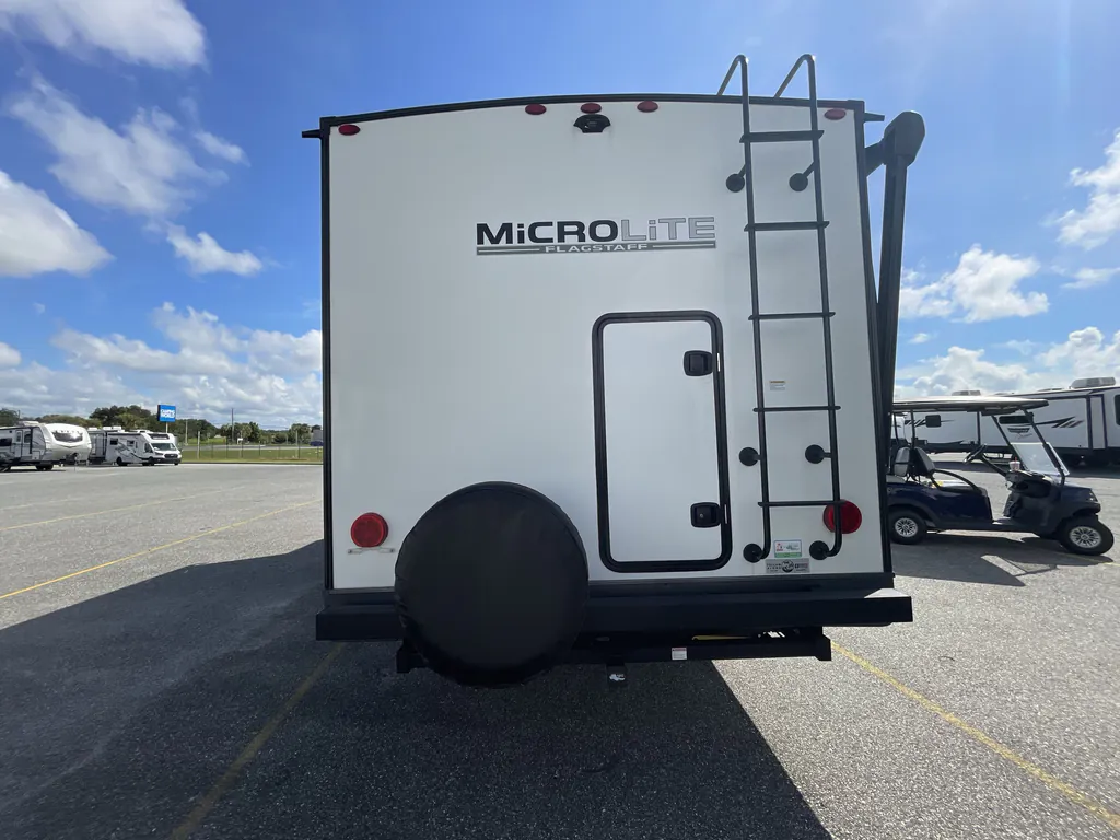 2023 Forest River Flagstaff Micro Lite 25BRDS, Photos photo 6