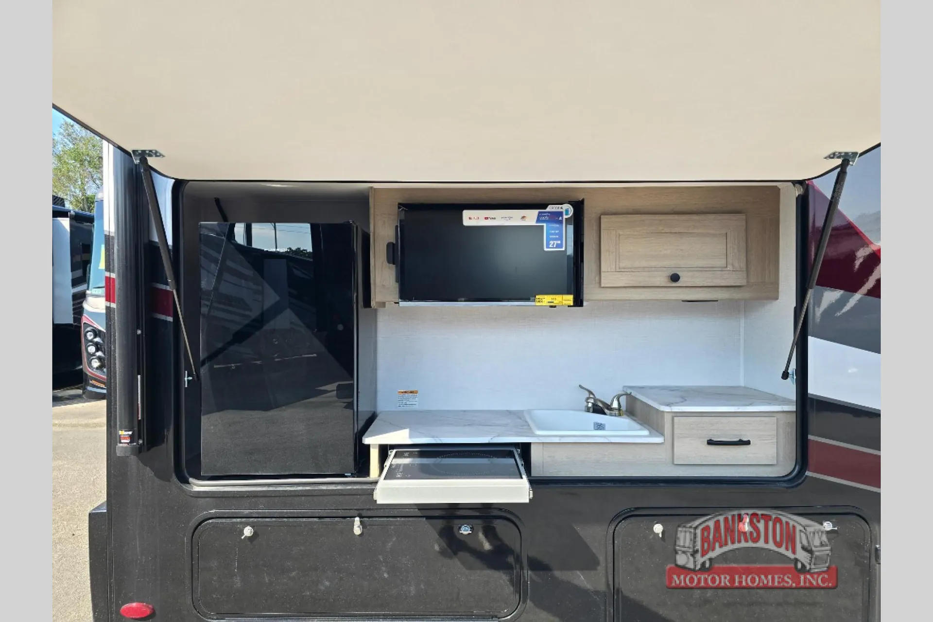 2027 Forest River Sunseeker 2860DS — Photo 7