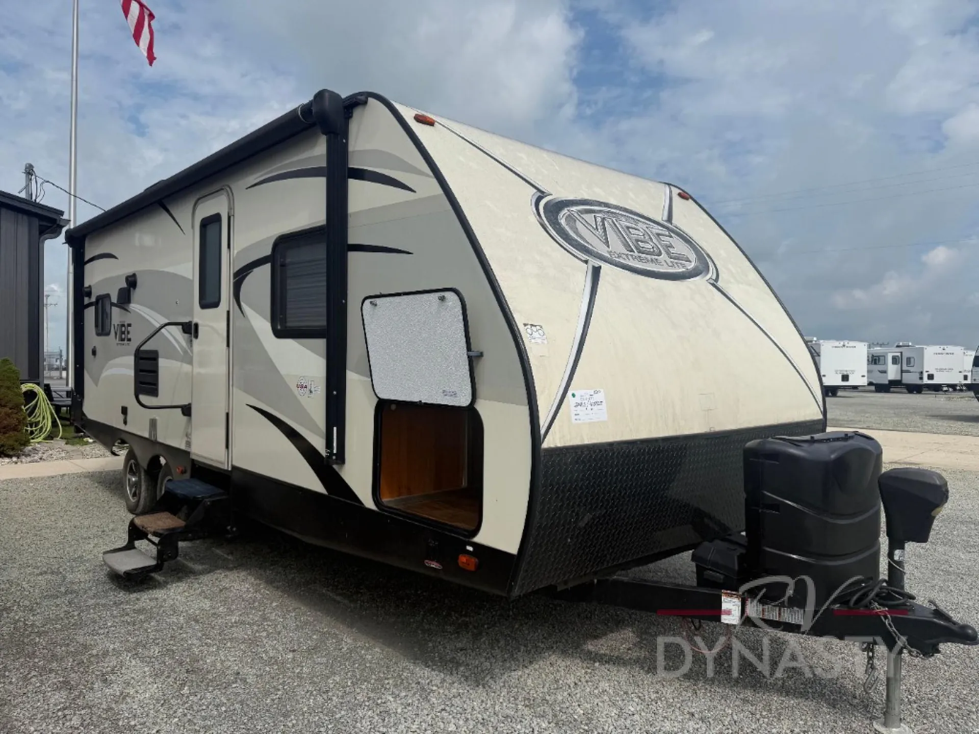 2017 Forest River Vibe Extreme Lite 224RLS dealer photo 1 from RV Dynasty