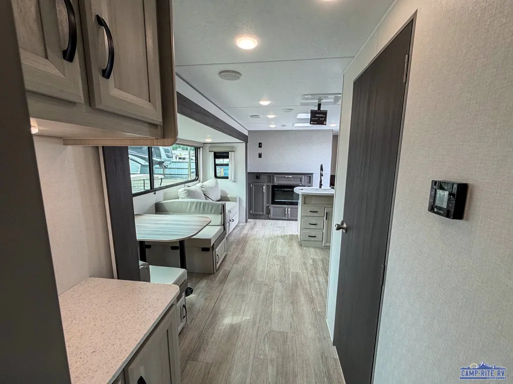 2027 Coachmen Catalina Legacy Edition 333DBDSCK, Photos photo 42