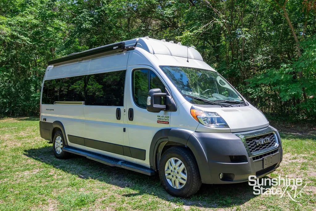 2022 Thor Motor Coach Sequence 20A - Photo 2