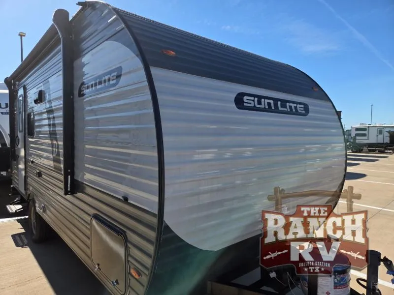 2024 Sunset Park RV Sun Lite LTD 19RB - Photo 2