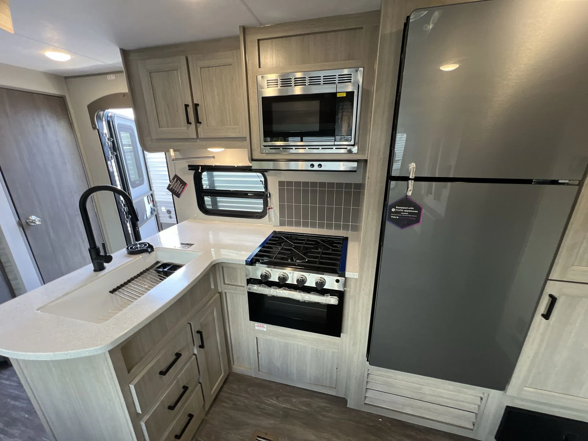 2026 Forest River Aurora 29TQS — Photo 5