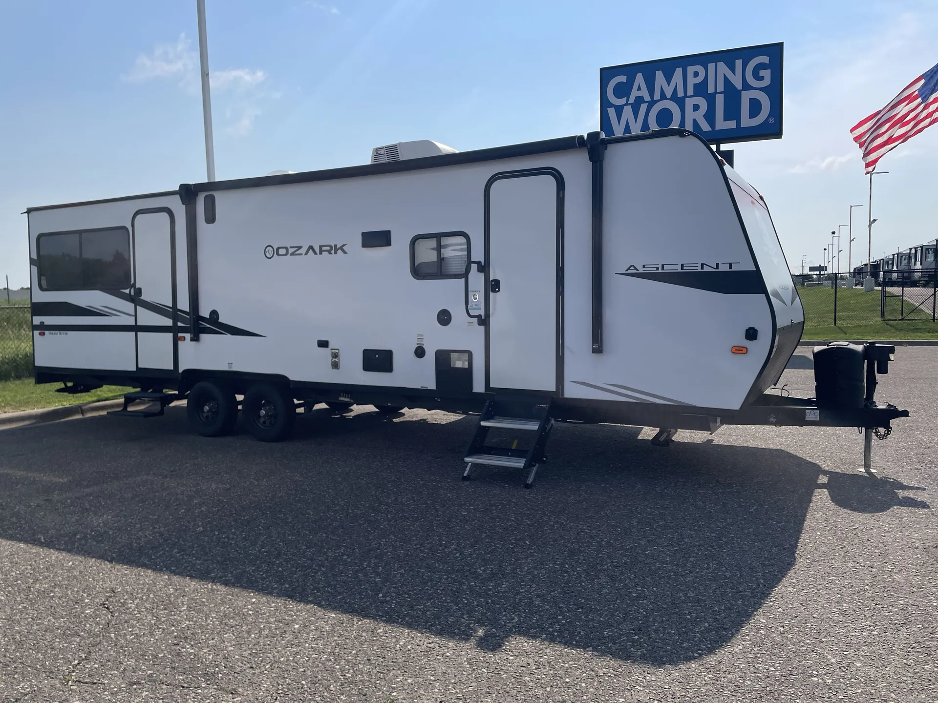 2021 Forest River Ozark 2700TH — campside