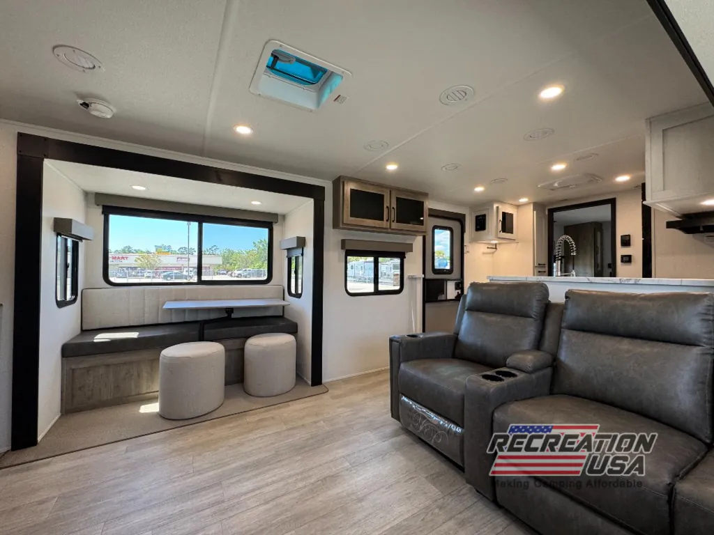 2026 Forest River Solaire 3300FLBS, Photos photo 23