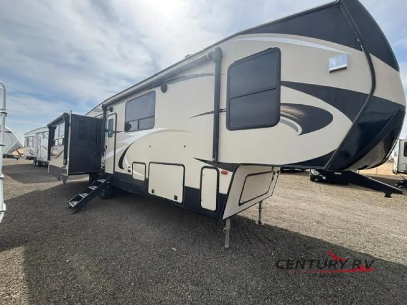 2019 Keystone Cougar 368MBI - Photo 4