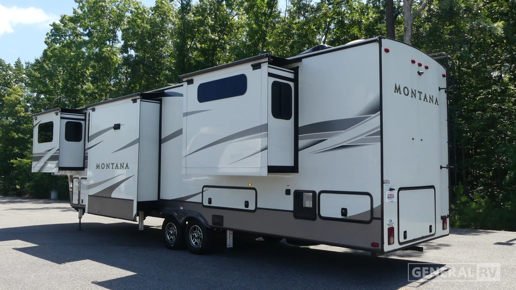 2020 Keystone Montana 3761FL - Photo 4