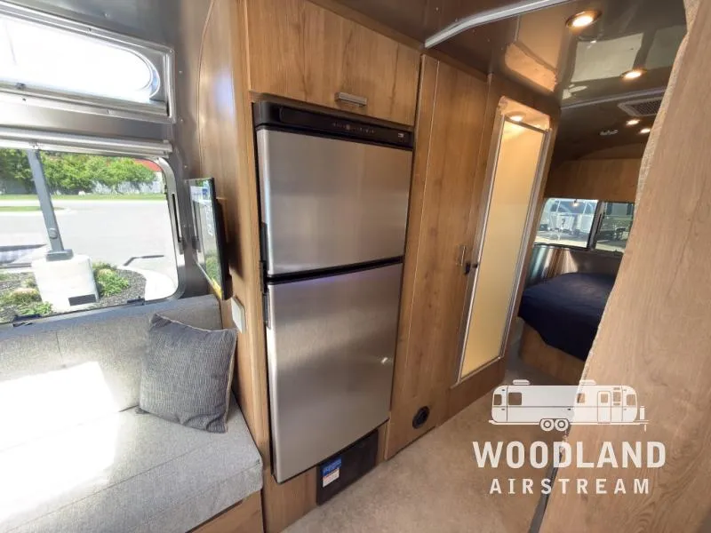2026 Airstream Trade Wind 25FB - Photo 4