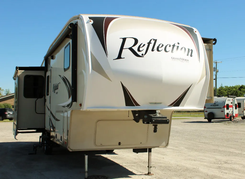 2016 Grand Design Reflection 318RST - Main photo