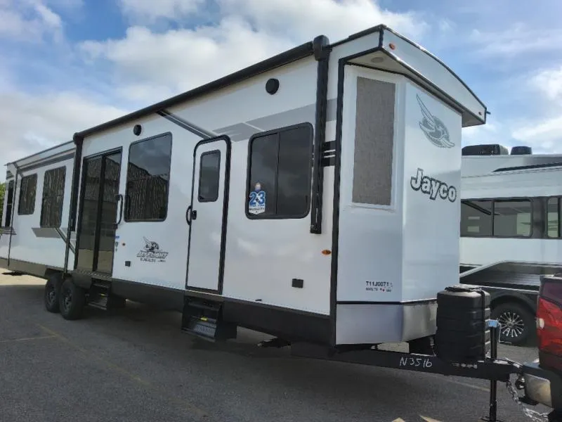 2026 Jayco Jay Flight Bungalow 40RLTS - Photo 2