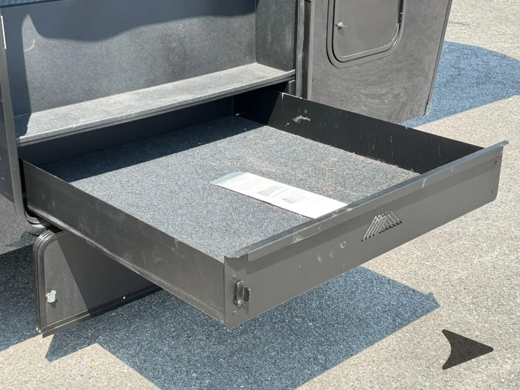 2025 Brinkley Model G 3970, Photos photo 21