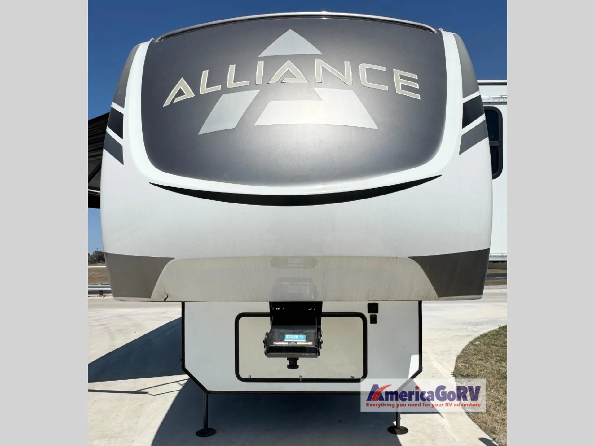 2021 Alliance RV Paradigm 365RD - Photo 4